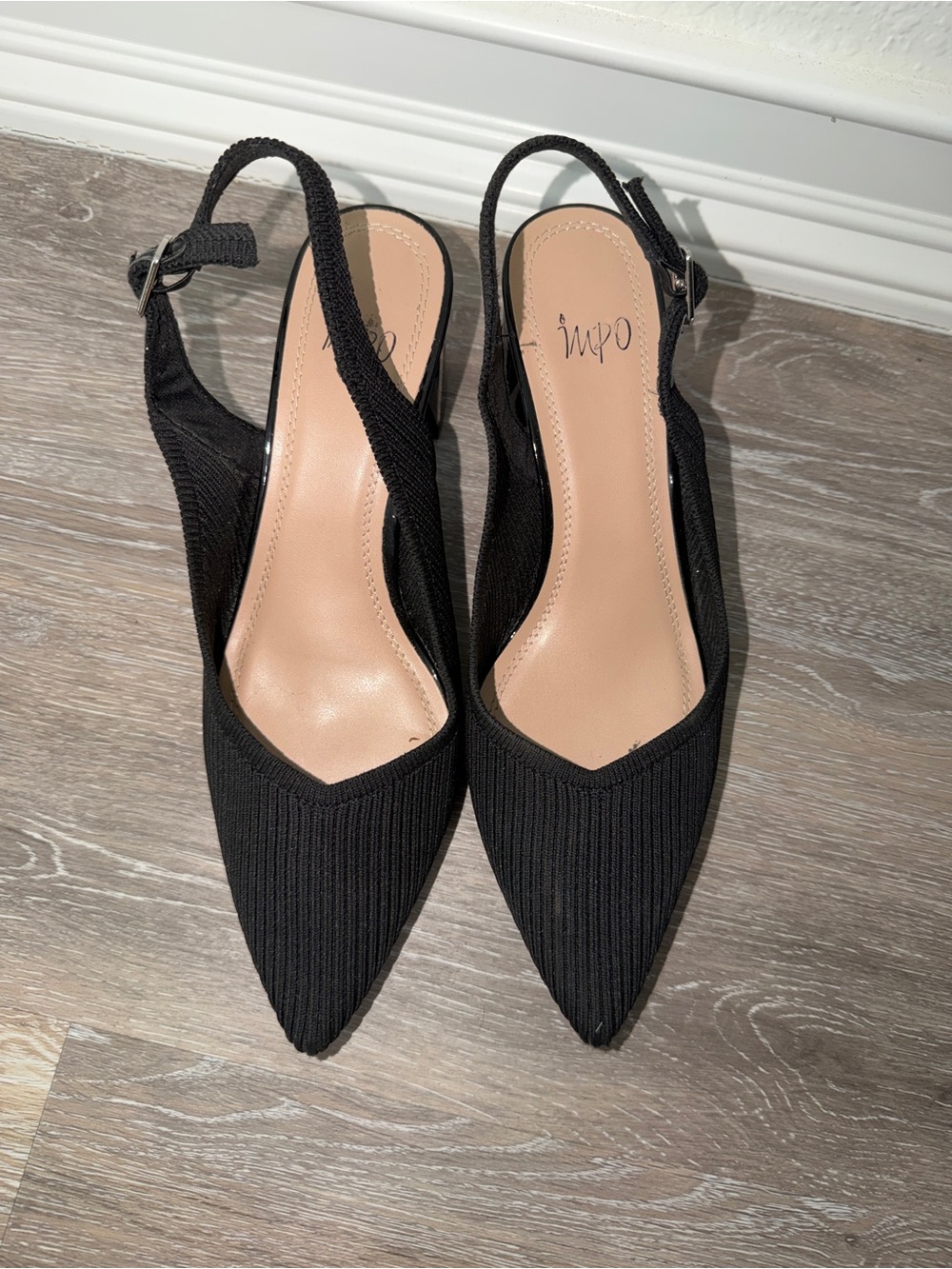 Ollio Black Pointed Slingback Block Heels with Elastic Strap